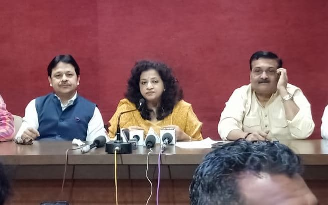 भाजपा के आंदोलन से पहले कांग्रेस ने मोदी सरकार के खिलाफ खोला मोर्चा