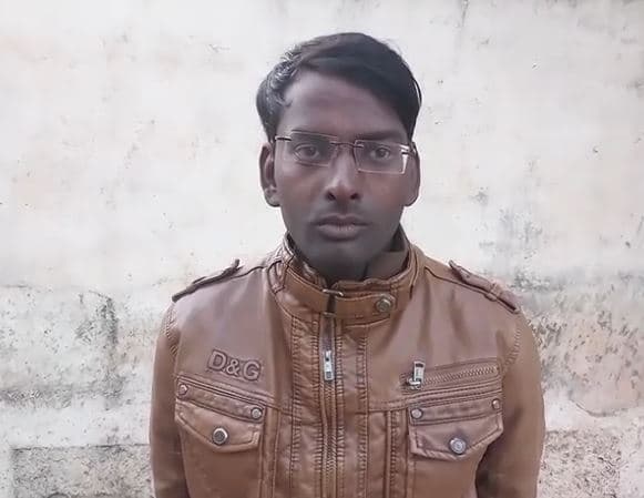 खबर के नाराज़ सरकारी स्कूल के शिक्षक ने पत्रकार को धमकाया
