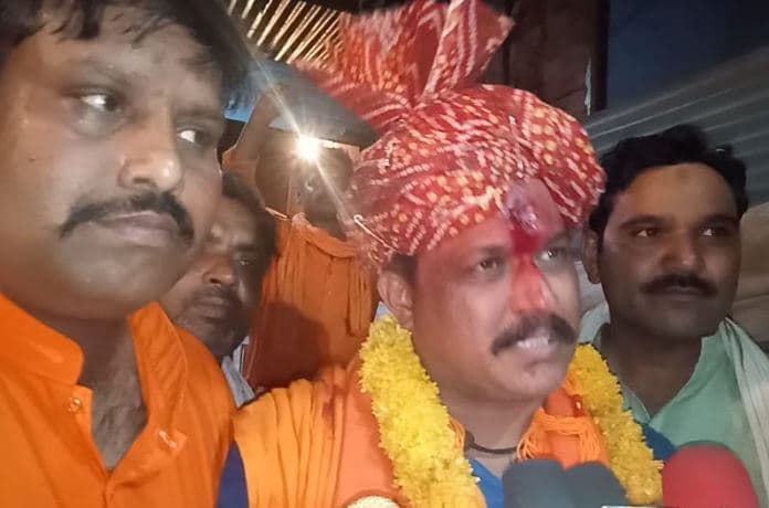 नवनिर्वाचित सांसद डॉक्टर केपी यादव के प्रथम नगर आगमन पर हुआ जोरदार स्वागत