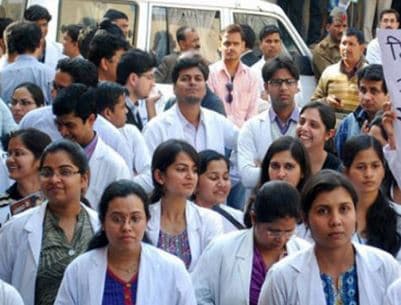 हल्लाबोल : आज 13 मेडिकल कॉलेजों के 3300 डॉक्टर देंगे इस्तीफा, 9 को करेंगे बड़ा आंदोलन
