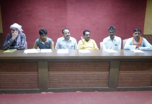 प्रदेश भर के 50 लाख हम्माल नही करेंगे लोकसभा चुनाव में मतदान, सरकार के खिलाफ आंदोलन