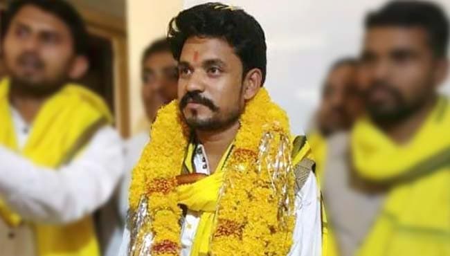 धार सीट से ‘जयस’ प्रत्याशी ने वापस लिया नामांकन, अब भाजपा-कांग्रेस में सीधी जंग