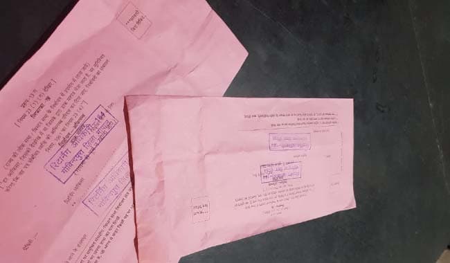 EVM पर घमासान के बीच अब PHQ में लावारिस पड़े मिले पोस्टल बैलेट, मचा बवाल