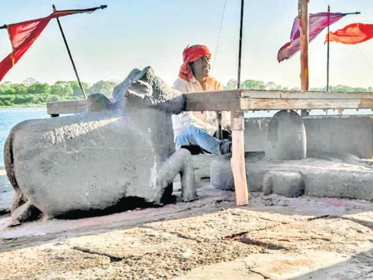 विवादों में घिरी दबंग-3 की शूटिंग, शिवलिंग पर ऱखा तख्त, BJP नेता ने की सलमान पर FIR की मांग