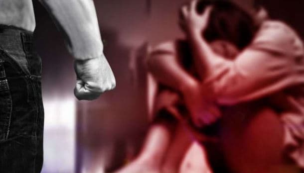 दुष्कर्म और धोखाधड़ी के आरोपी दो कांग्रेस पार्षद फरार, गिरफ्तारी में पुलिस को छूट रहे पसीने