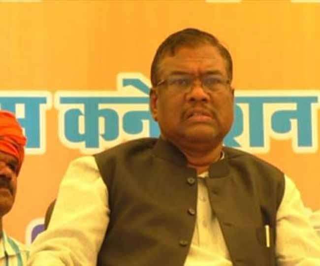 MP: स्टिंग ऑपरेशन में फंसे भाजपा सांसद, वीडियो वायरल, मचा बवाल