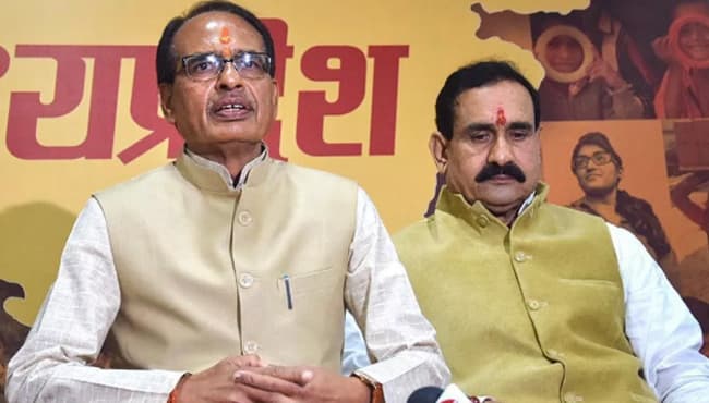 उमा के बाद अब शिवराज ने भी नरोत्तम के समर्थन में ठोकी ताल