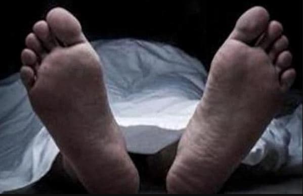 महिला का संदिग्ध परिस्थितियों में फांसी पर लटका शव बरामद