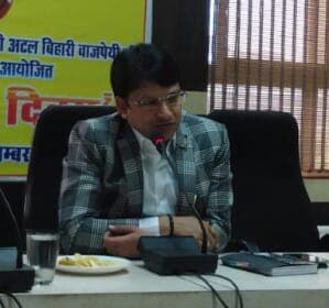 ऋण माफी योजना में ढील पड़ी भारी, 6 वरिष्ठ अधिकारियों को नोटिस
