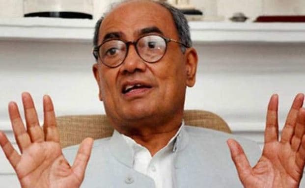 पुलवामा हमले को ‘दुर्घटना’ बताने वाले बयान पर कायम दिग्विजय, बोले-साहस है तो दर्ज कराएं केस
