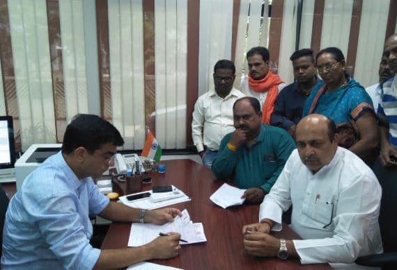 आधा दर्जन पार्षदों के साथ अपनी ही नगर सरकार को घेरने निगम दफ्तर पहुंचे BJP विधायक