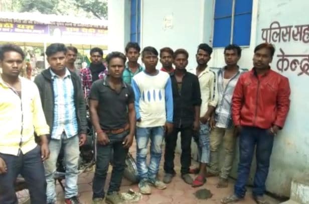 चंद घंटों में खत्म हुआ परिवार, बच्चे की मौत के बाद पिता तीसरी मंजिल से कूदा, माँ ने भी तोड़ा दम