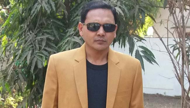 क्यों अपना नाम बदलना चाहते हैं ये अफसर
