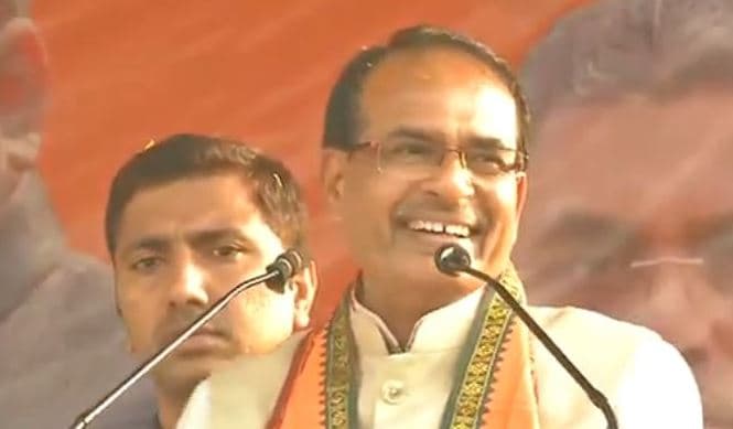 ममता के गढ़ में गरजे शिवराज, बोले- ‘इस चिंता में दुबली हो रही हैं दीदी’