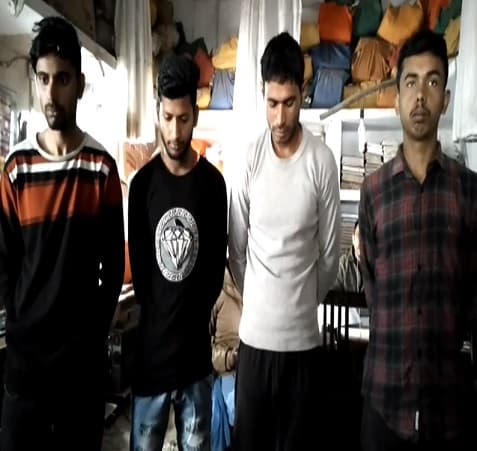 फर्जी दस्तावेज के सहारे देश सेवा करने निकले थे युवक, सेना अफसर ने किया पुलिस के हवाले