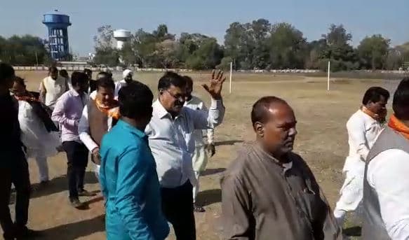 मोदी की सभा के लिए मैदान देखने पहुंचे भाजपा पदाधिकारी और विधायक