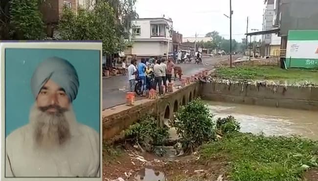 रात में नाले में बहे व्यक्ति का नही चला पता