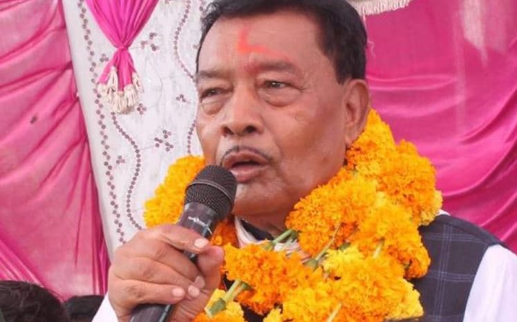 सियासी हलचल के बीच अब इस आदिवासी विधायक ने ठोकी PCC चीफ के लिए ताल