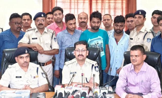 अंतर्राज्यीय गिरोह के तीन सदस्य गिरफ्तार