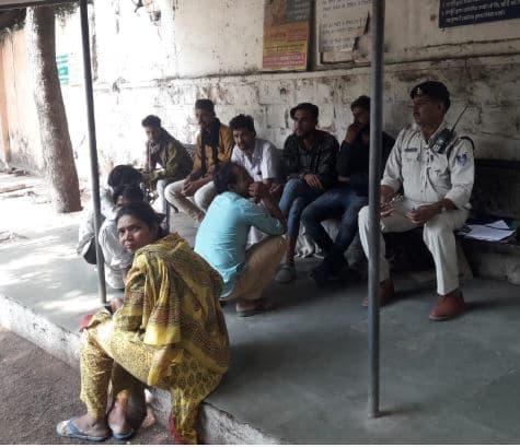 भोपाल शर्मसार: मासूम के परिजनों से थाने में बोली पुलिस भाग गई होगी बच्ची, घर जाकर सो जाओ