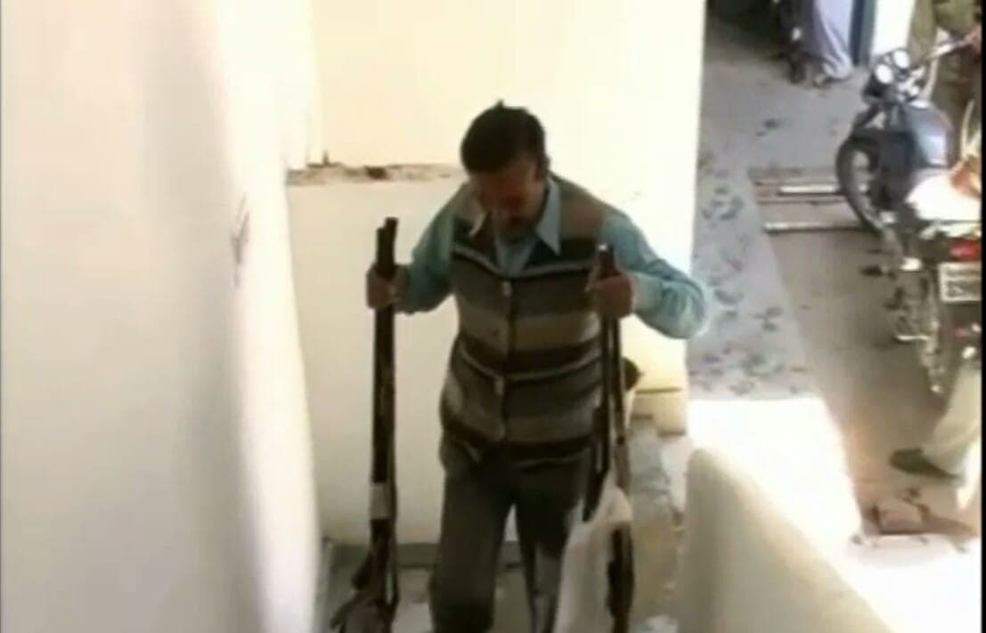 पुलिस थानों में जमा हथियारों की वापसी का सिलसिला 12  से होगा शुरू