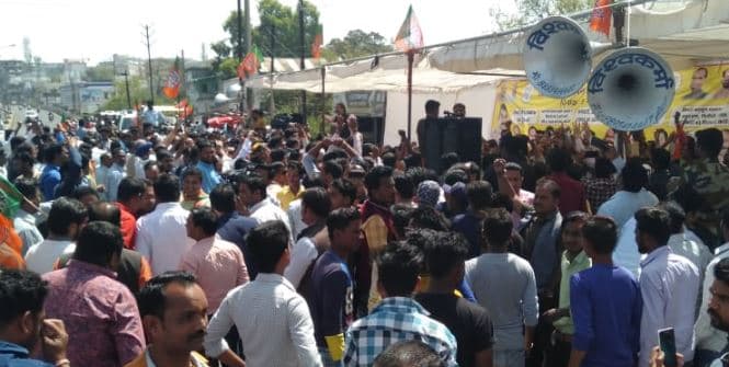 कमलनाथ सरकार के खिलाफ भाजपा का ‘धिक्कार आंदोलन’, सड़क पर उतरे कार्यकर्ता