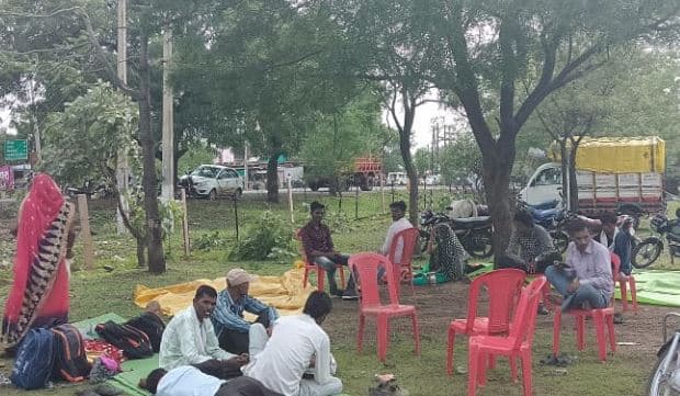 अव्यवस्थाओं की भेंट चढ़ा ‘मुख्यमंत्री कन्यादान योजना’ का सम्मलेन