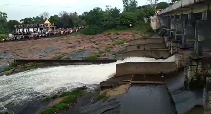 फुल टैंक लेवल पर पहुंचा भोपाल का बड़ा तालाब, खोले गए भदभदा के गेट, देखें वीडियो
