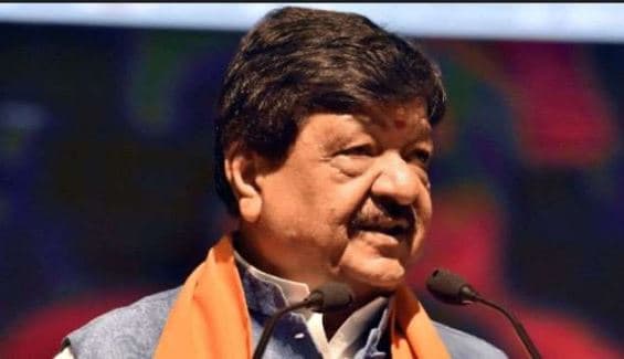 कैलाश की धमकी-सरकार बनी तो अधिकारियों को मुर्गा बना पूछेंगे ‘अब तेरा क्या होगा कालिया’