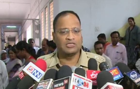 एसपी का एक्शन, SI सस्पेंड, थाना प्रभारी पर जुर्माना, दो CSP से मांगा जवाब