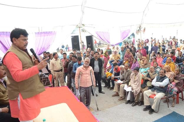 काम के बदले लेनदेन की शिकायत मिली तो होगी FIR – मंत्री तोमर