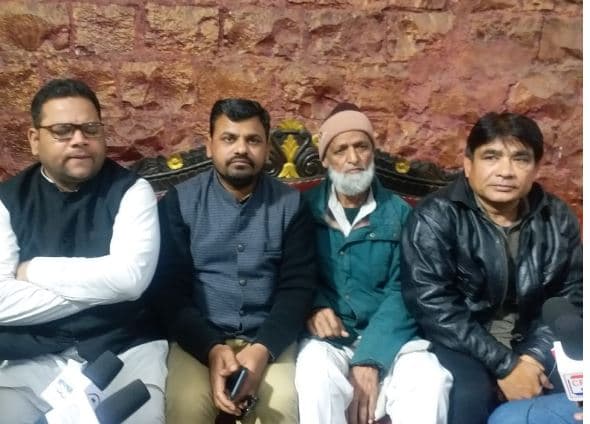 मुस्लिम भाजपाईयों ने कहा, नहीं अब पार्टी में आस्था!