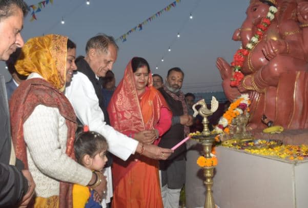 ग्वालियर-अतुल सक्सेना, मंत्री बोली-‘हस्तशिल्प के क्षेत्र में रोजगार की अपार संभावनायें’