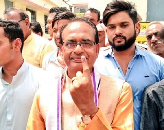 दिग्गी के मतदान नहीं करने पर शिवराज ने साधा निशाना, दिया ये बड़ा बयान