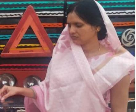 रेत माफियाओं से महिला जनपद अध्यक्ष को जान का खतरा, SDM से मांगी सुरक्षा
