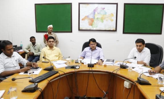निवेशकों को लुभाने में जुटा प्रशासन, अब संभाग स्तर पर करेगा इन्वेस्टर मीट
