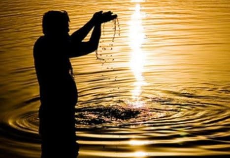 Makar Sankranti :मकर संक्रांति पर राशि अनुसार करें दान, जानिए शुभ मुहूर्त, और पूजा विधि