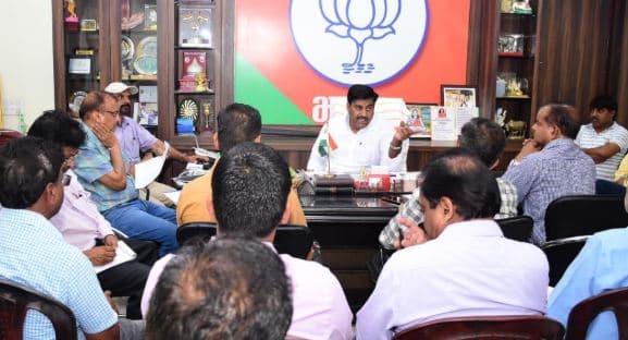अधूरे काम आर्थिक नुक़सान ओर जनता की मुसीबत का सबब बनते है -रामेश्वर शर्मा