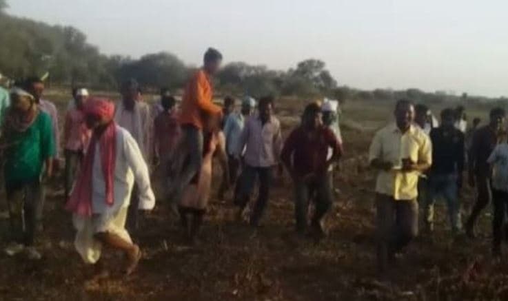 महिला को दी तालीबानी सजा, 13 पर केस, पति सहित दो गिरफ्तार