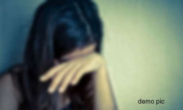 सहेली के साथ घूमने गई सीए की छात्रा से छेडख़ानी