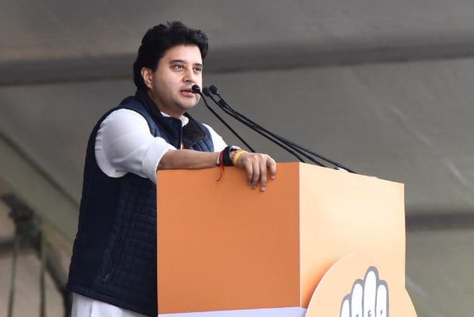 दिल्ली में सिंधिया ने भरी हुंकार, ‘बदला नहीं बदलाव जरूरी है’