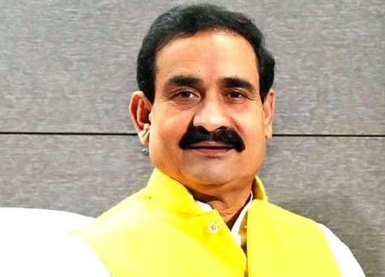 नरोत्तम मिश्रा का ऐलान, “2 लाख की ‘कर्जमाफी’ का प्रमाण दिखाओ और दो लाख ले जाओ”