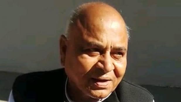 सहकारिता मंत्री के पास लाखों रुपए से भरा बैग लेकर पहुंच गया ‘माफिया’, मचा हड़कंप