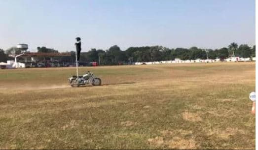 डेयर डेविल्स के हवलदार जेना ने रचा इतिहास, बाइक राइडिंग कर बनाया वर्ल्ड रिकॉर्ड