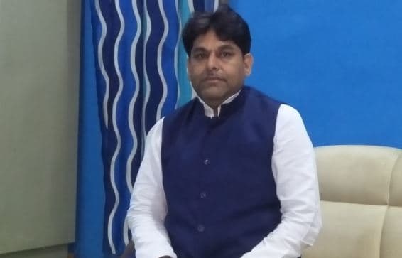 कांग्रेस विधायक के खिलाफ याचिका दायर करना पड़ा महंगा, पार्टी ने किया निष्कासित