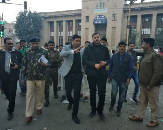 ट्रैफिक समझने जब बुलट पर स्मार्ट सिटी CEO को साथ लेकर निकले विधायक