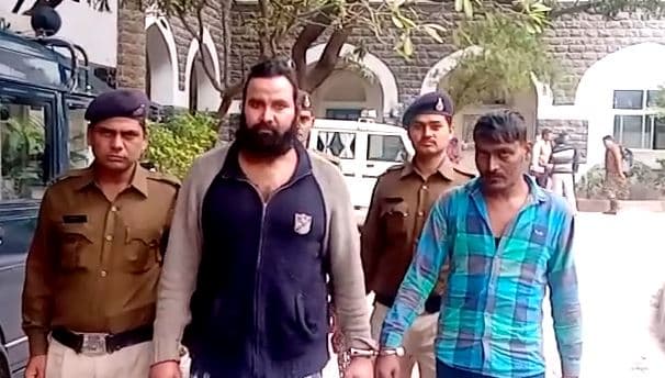 लव ट्राएंगल में मर्डर : प्रेमी और भाई के साथ मिलकर महिला ने कर दी पूर्व प्रेमी की हत्या