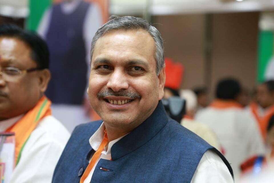 बीजेपी के दिगज्ज नेता के घर चोरों ने बोला धावा, मचा हड़कंप