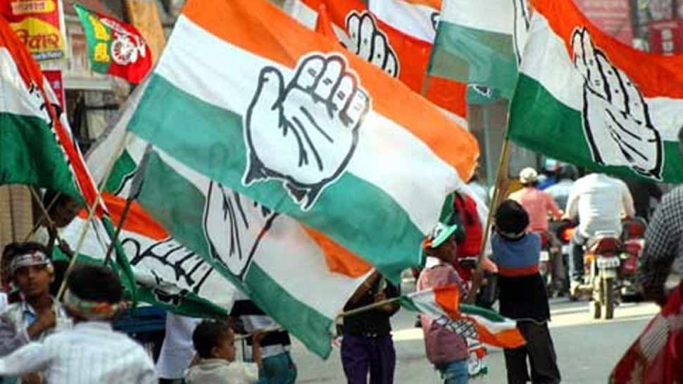 MP चुनाव : कांग्रेस के इस नेता को बगावत पड़ी भारी, पार्टी ने दिखाया बाहर का रास्ता