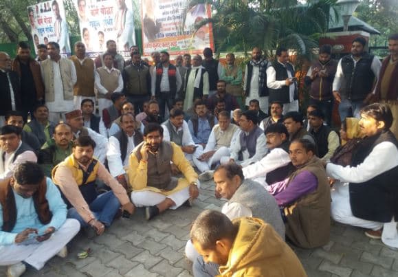 नही माने सिंधिया समर्थक, शपथ ग्रहण के पहले दी ये चेतावनी, मचा बवाल
